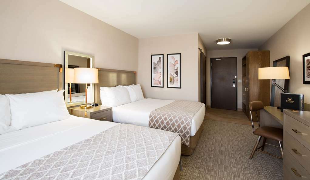 Pomeroy Hotel Fort Mcmurray Szoba fotó